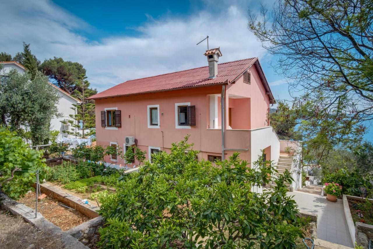 Apartments Villa Julija Малий Лошинь Екстер'єр фото