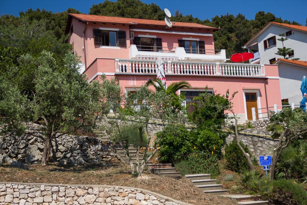 Apartments Villa Julija Малий Лошинь Екстер'єр фото