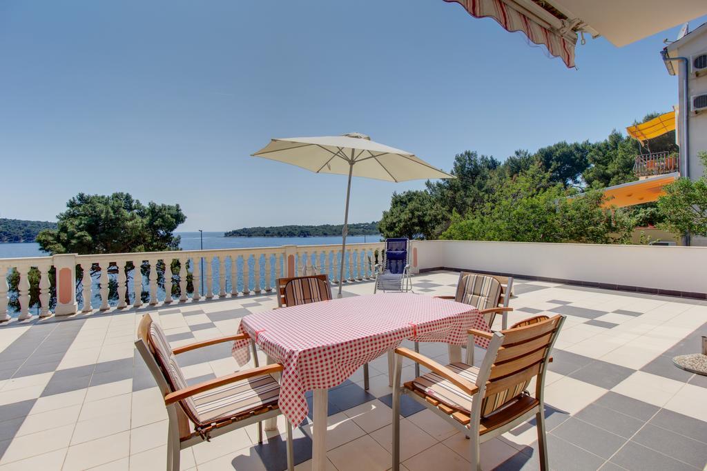 Apartments Villa Julija Малий Лошинь Номер фото