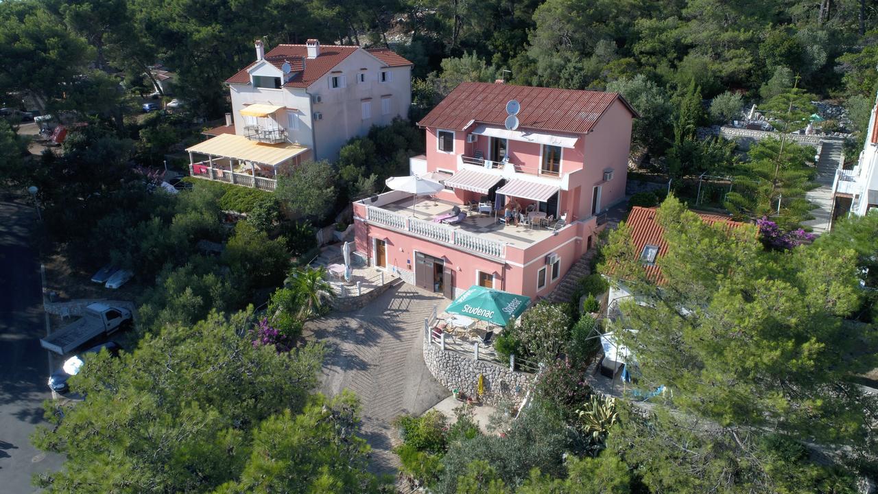 Apartments Villa Julija Малий Лошинь Екстер'єр фото